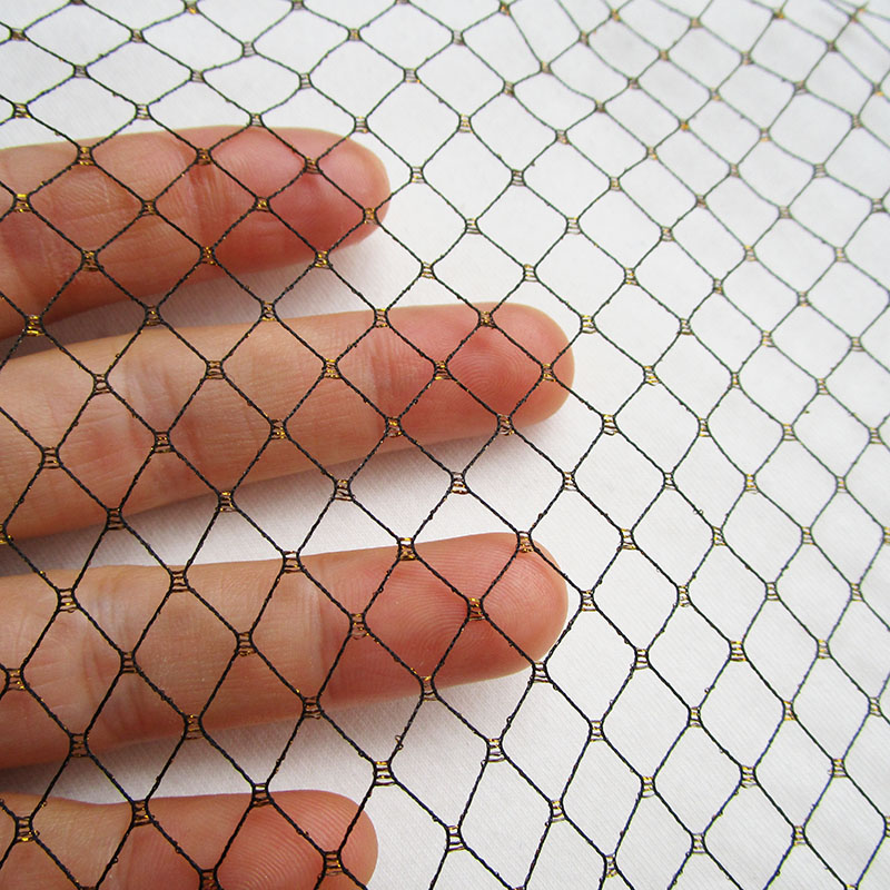 Czarna siatka z diamentowym wz – Crystal Mesh Fabric recenzja i cena